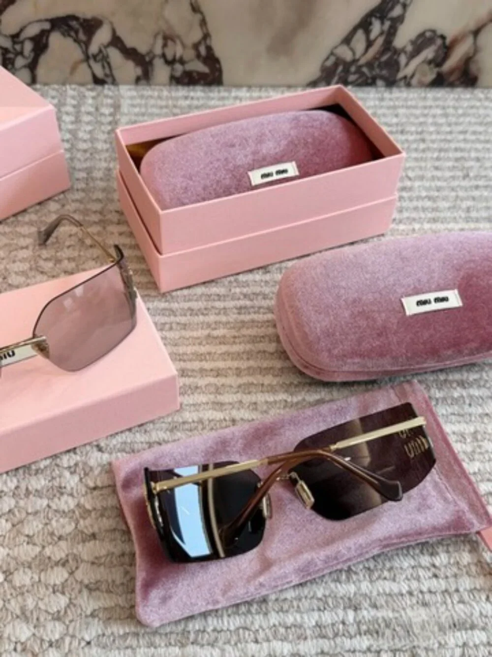 Auth Miu Miu Eyewear Runway rectangle-frame Sunglasses